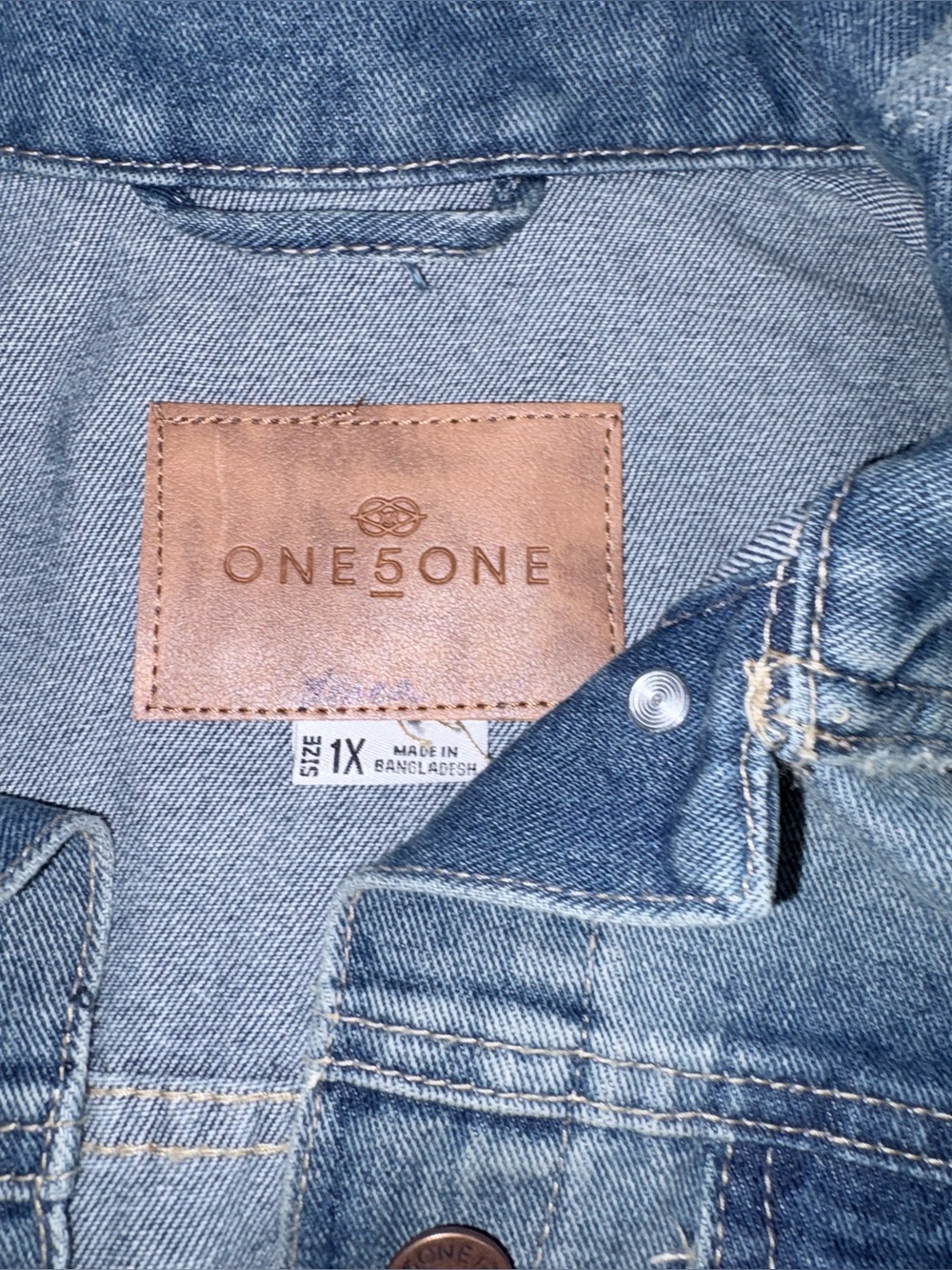 Distressed denim jacket - Picture 2 of 6
